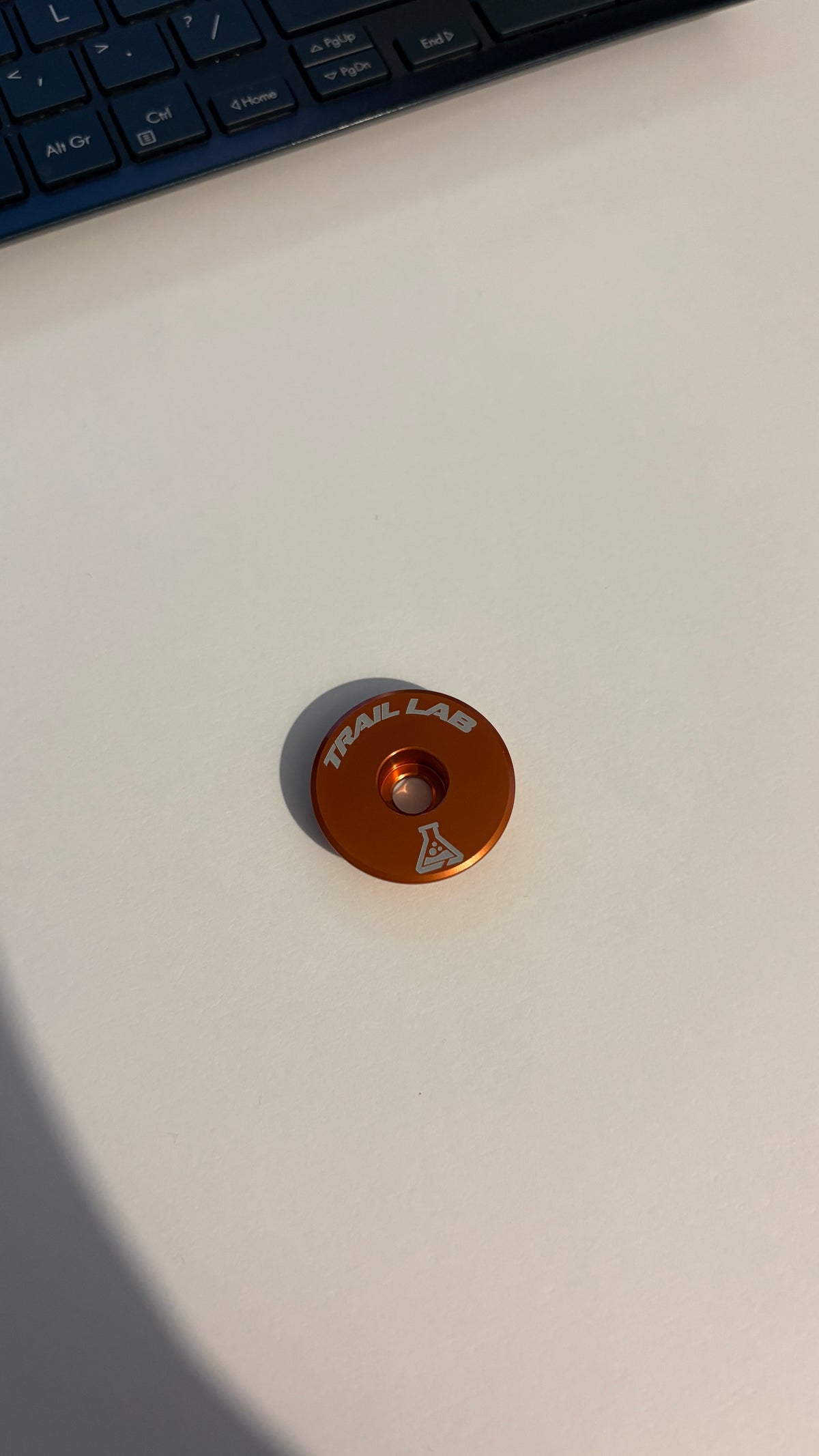 Trail Lab MTB Top Cap V1 — Flask Logo